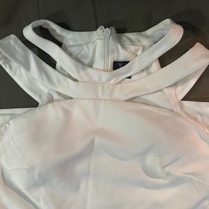 White strappy neckline guess Los Angeles midi dress size 14